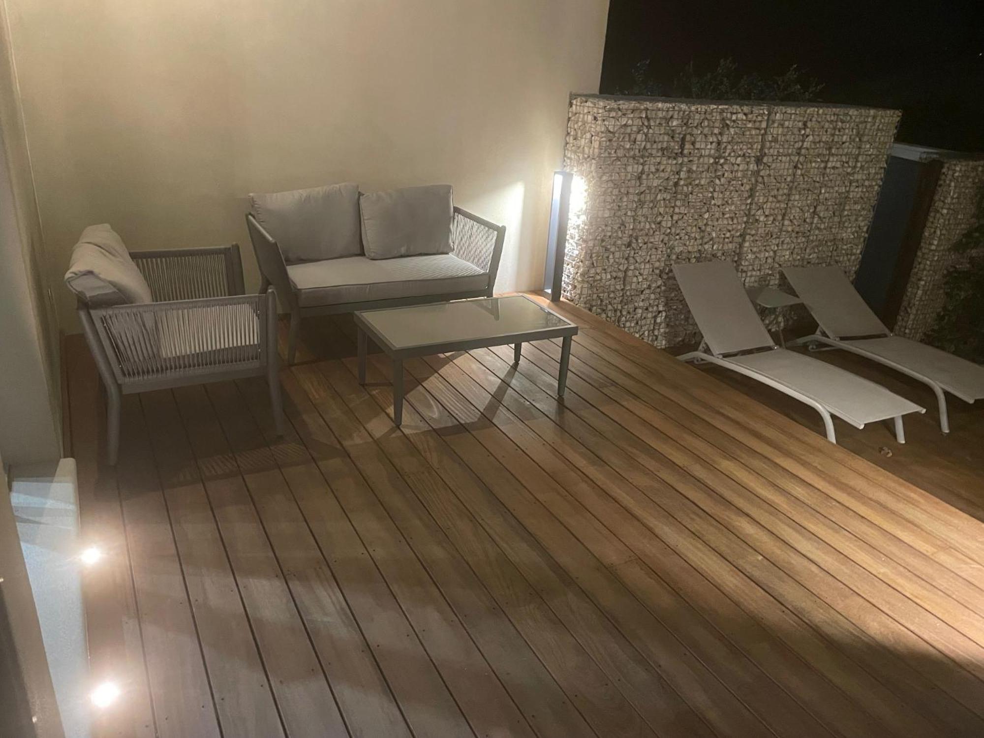 Logement Avec Jacuzzi Joucas Exterior photo
